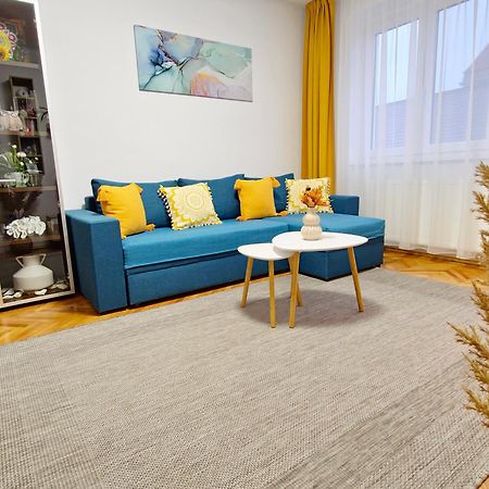 Tusmorez Central Apartment Târgu-Mureş Eksteriør billede